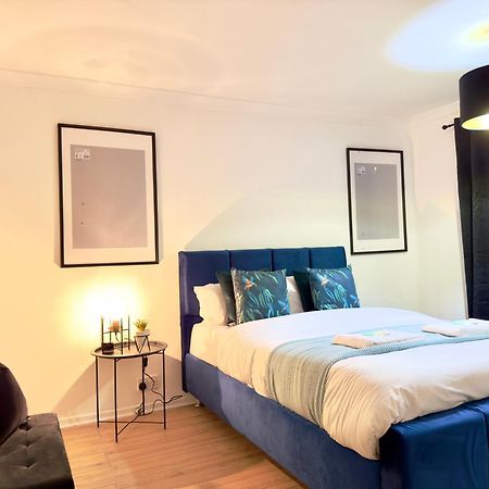 Rnm - Business Professionals Ready, Cost Effective For Large Stays! 3 Bedroom Lounge, Private Access & Entire Place, Kitchen & Washroom With Amenities, Smart Tv, Easy Access, Fast Wifi, Large Driveway, Great Transport Links, Near Worcester Hospital A Eksteriør billede
