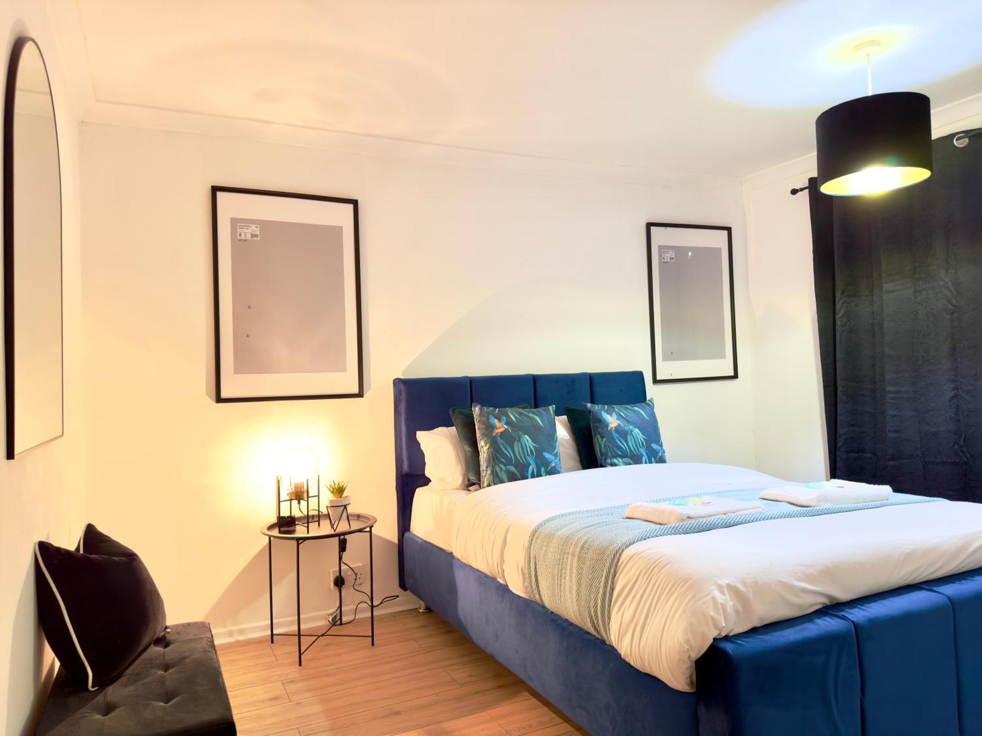 Rnm - Business Professionals Ready, Cost Effective For Large Stays! 3 Bedroom Lounge, Private Access & Entire Place, Kitchen & Washroom With Amenities, Smart Tv, Easy Access, Fast Wifi, Large Driveway, Great Transport Links, Near Worcester Hospital A Eksteriør billede